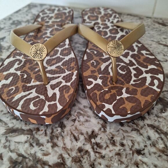 lilly Pulitzer pool animal print thong sandals size 9-10 - Picture 2 of 10